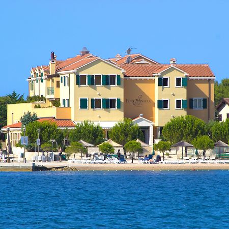 Hotel Spongiola Krapanj Eksteriør bilde